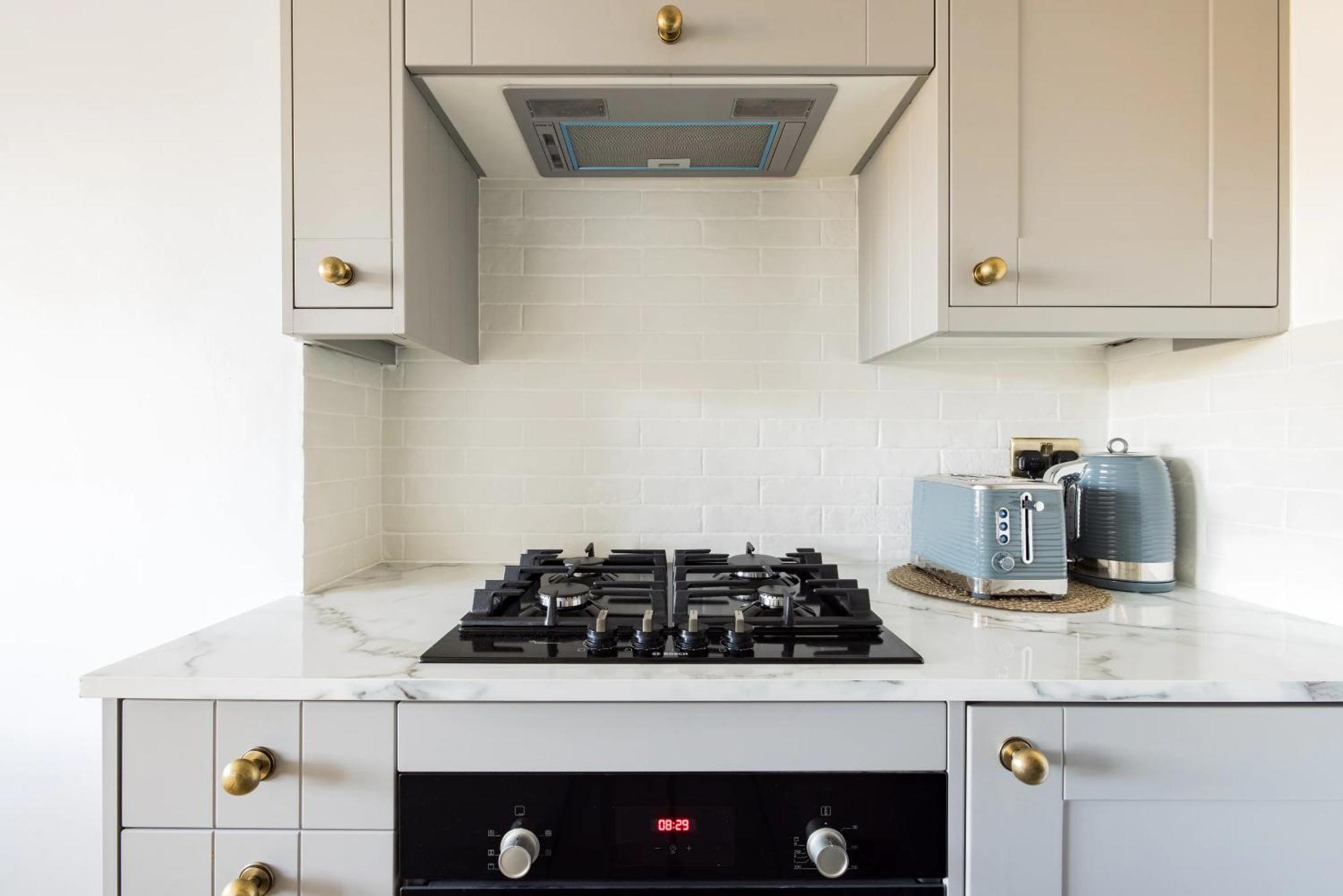 Luxurious 1-Bedroom Apartment In Kensington Londra Esterno foto